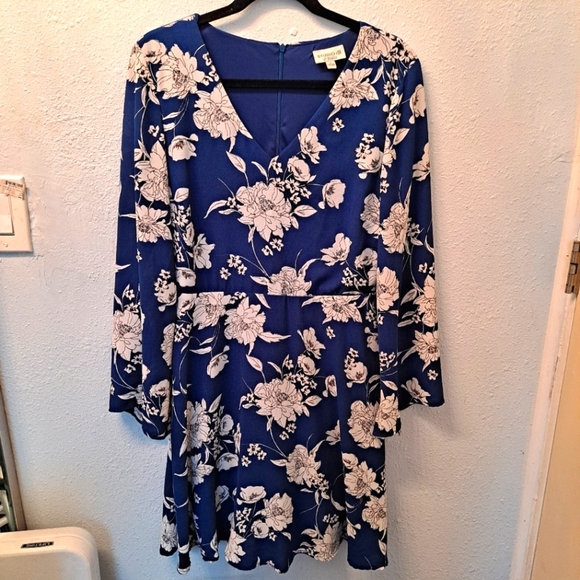bobeau Dresses & Skirts - Studio B by Bobeau Blue Floral Dress